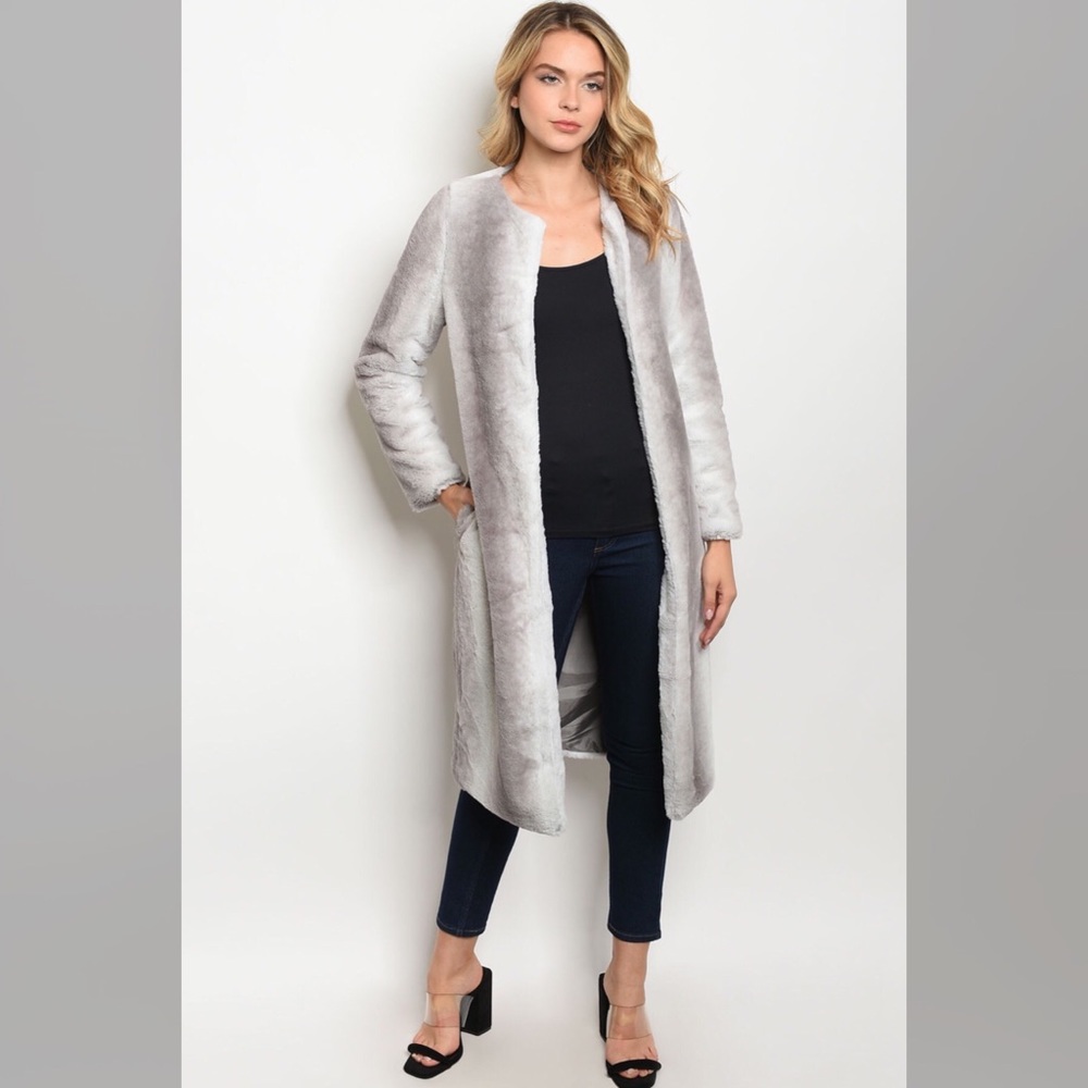 WHITE GREY FUR COAT
